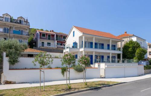 Marina House | House 25