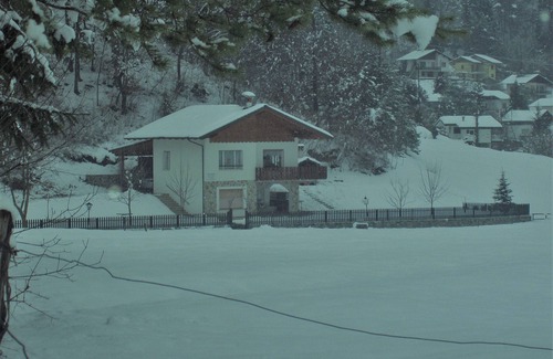 Val Maria-Pur Apartment | House 40 sqm max 4 people, ground floor [Pur area] 100 mt from the lake