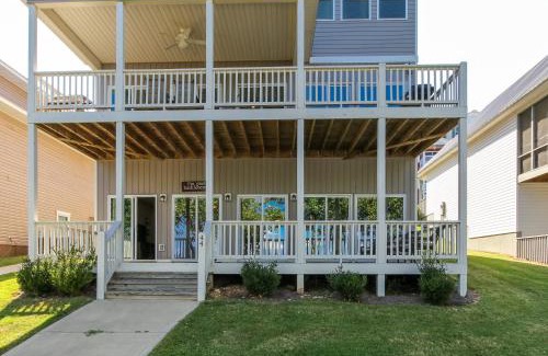 Leesburg House | House #44 Dock Holiday (no pets) Lakefront Private Boatslip