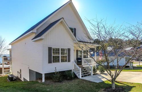 Leesburg House | House #46 Grits Carlton Lakefront (no pets)