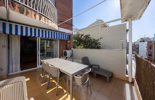 Montgat House | House 5 Mins From Montgat Beach