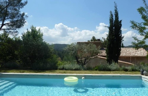 Le Tholonet House | House 8-10 p. with pool in the countryside thus close to the city center of Aix