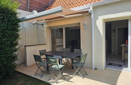 Coquelles House | House 8p, 90m2, Sangatte, any comfort, 5mn with foot of the beach, garage.