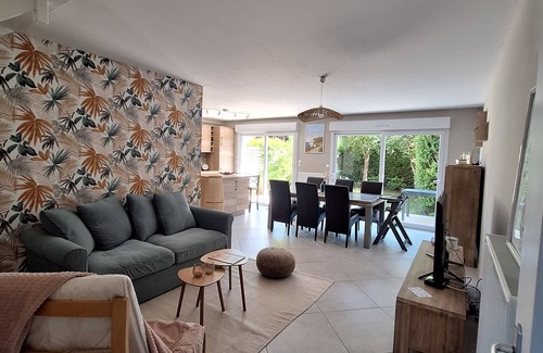 Coquelles House | House 8p, 90m2, Sangatte, any comfort, 5mn with foot of the beach, garage.