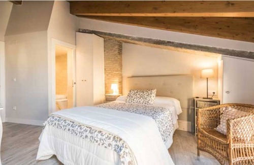 Adahuesca Apartment | House Attic Suit B in Adahuesca