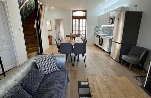 Chalons-en-Champagne House | House bord de Marne 10 persons with swimming pool and jacuzzi