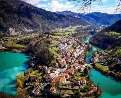 Most na Soci Villa | House by the Lake
