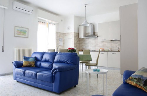 Mola di Bari Apartment | House Cala Portecchia, a sea of comfort
