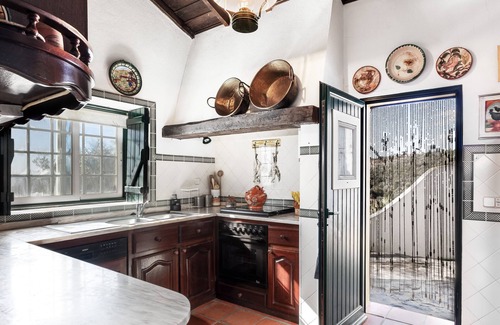 Montargil Cottage | House Countryside with view on the Dam, with Pool, lawn, Barbecue, porch