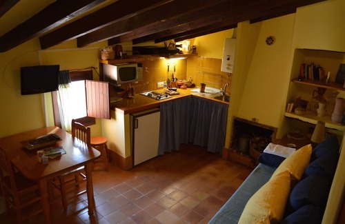 Agost Cottage | House for 2 persons with fireplace and double bed