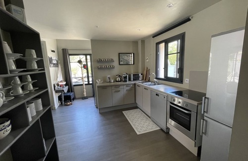 Arradon House | House for 4/5 people, beaches and shops 400 m away