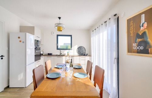 Penmarch House | House for 4 near the sea, in Kérity