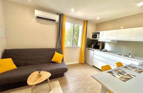 Castelnau-d'Estretefonds House | House-Entière-Family-Ensuite with Bath-Terrace