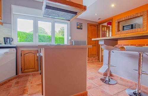 Chatres House | House