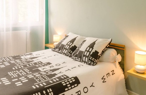 Chatres House | House