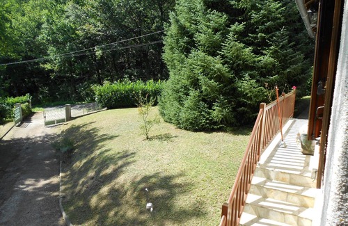 Montpon-Menesterol House | House in a natural setting, quiet and fresh air of the countryside