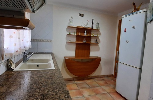 Pals House | House in a quiet area with views of the old town of Pals