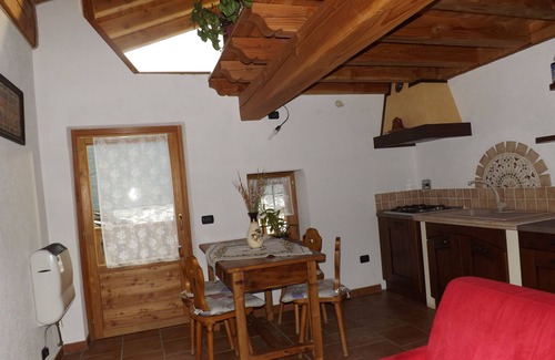 Chatillon House | HOUSE IN AN OLD VILLAGE 2 km from the spa. CIN IT007020C2R26WVTFA