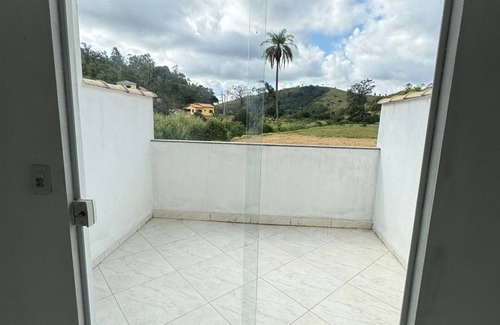Avelar Apartment | House in Paty do Alferes - 20km from the center Miguel P.