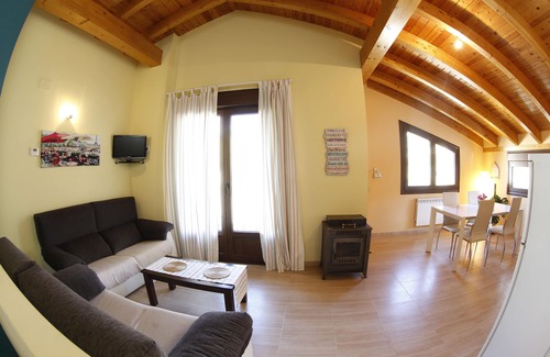 Fompedraza House | House in Fompedraza for 7/8 people in Ribera del Duero, near Peñafiel