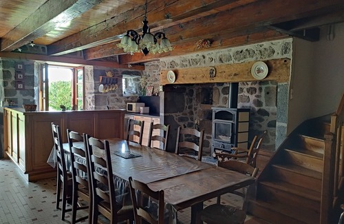Saint-Genes-Champespe House | House in the heart of the Auvergne volcanoes