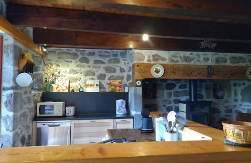 Saint-Genes-Champespe House | House in the heart of the Auvergne volcanoes