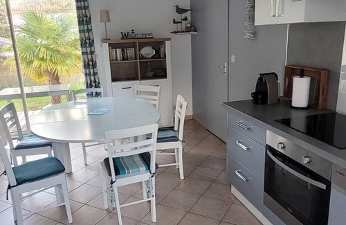 Domino House | House in Domino 3 bedrooms, 2 bathrooms,