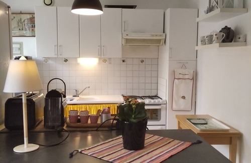Saint-Jean-aux-Bois Bed & Breakfast | House in landscaped garden