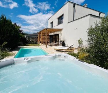 Pezinok Villa | House in Pezinok with swimming pool, Bratislava