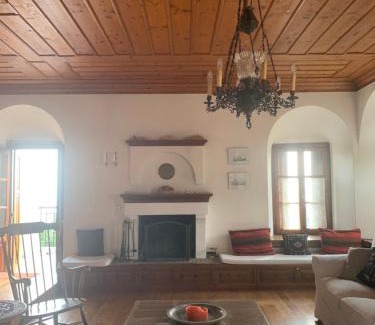 Lambinou House | House in Propan
