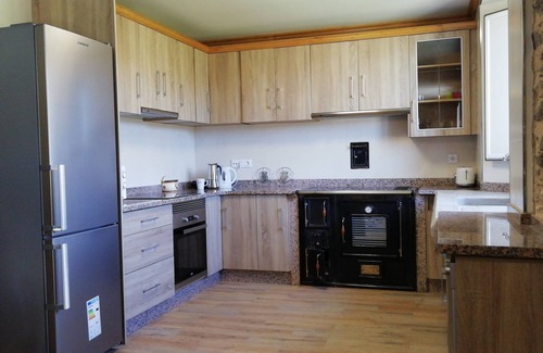 Lourenza House | House in the Village | 4 Double Rooms | Fireplace Terrace | Yard