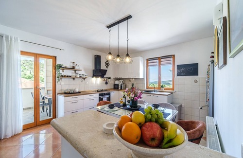 Nerezise House | House in the village