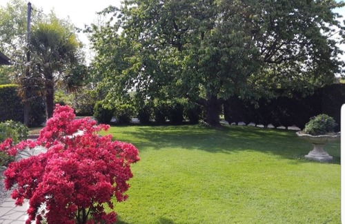 Ablon House | House, large garden, 5min from Honfleur beach by car, sleeps 6