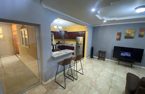 Coatepeque House | House located in the heart of the Ruta de Las Flores.
