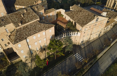 Monte San Pietrangeli House | House marconi avenue