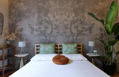 Washington Bed & Breakfast | House of Frames