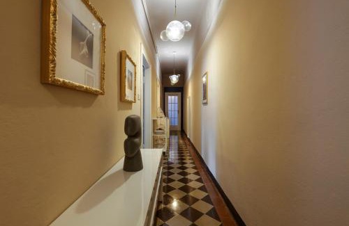 Washington Bed & Breakfast | House of Frames
