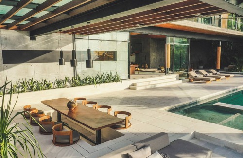 Praya Barat Villa | House of Herring at Tampah Hills