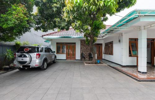 Bogor Selatan Hotel | House Of M Bogor Mitra RedDoorz