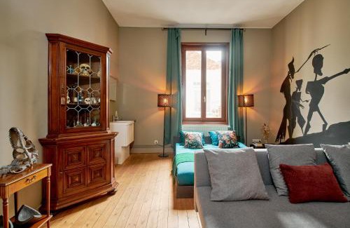 University District Apartment | House of Magic