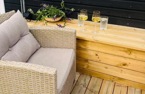 Viken House | House of Niagara