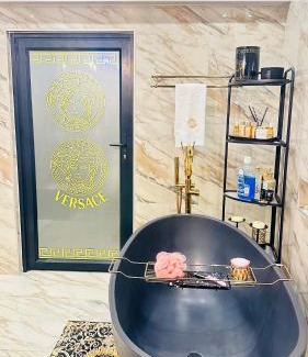 Port Elizabeth Apartment | House of Versace