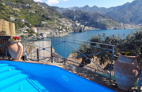 Amalfi Villa | House Oliver - Breathtaking small Pool Hydromassage on the Rock - Amalfi Coast