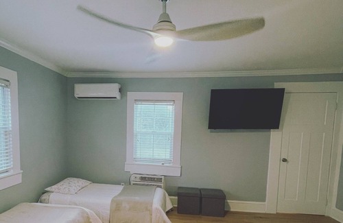 Americus House | House on an acre! Book 2 nights and get the 3rd free.