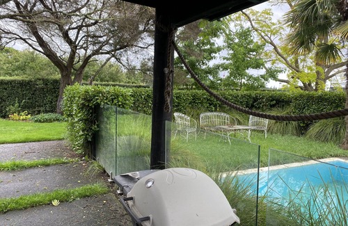 Parkvale House | House on orchard - 5 mins to Havelock North