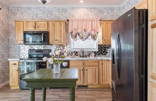 Saint Mary's House | House on Pond in Idaho Springs with Hot Tub - New Construction Custom Built!