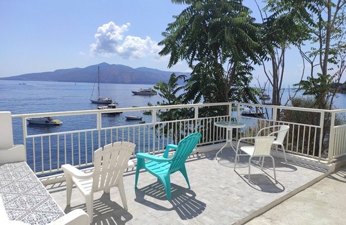 Santa Marina Salina House | House on the sea in the Aeolian Islands, with terrace and solarium