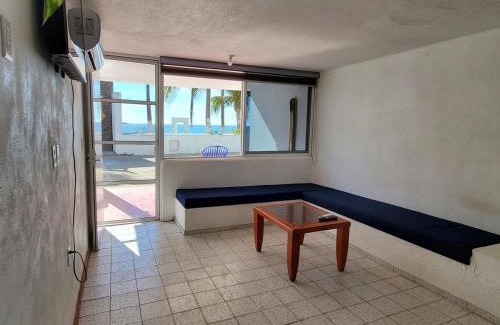 Manzanillo House | House on the Beach