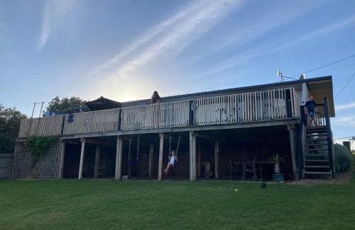 Port Campbell House | House on the hill