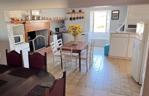 Le Cler House | House sleeps 6 near VILLEREAL